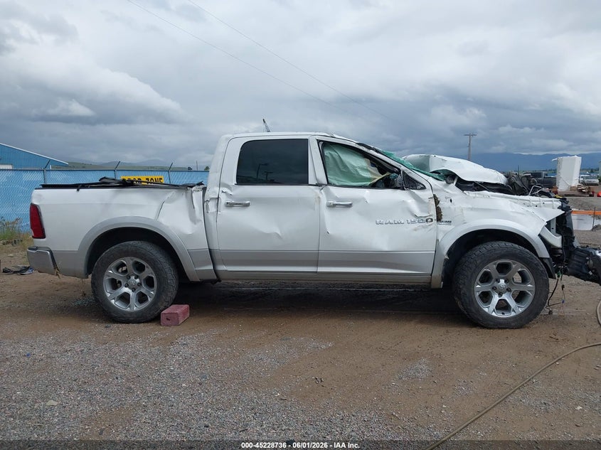 1C6RD7NT6CS284192 2012 Ram 1500 5.7 Ram Laramie white