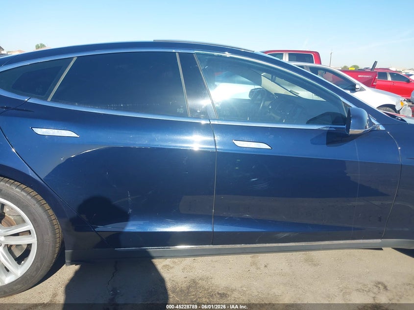 2013 Tesla Model S VIN: 5YJSA1DN3DFP20935 Lot: 45228789