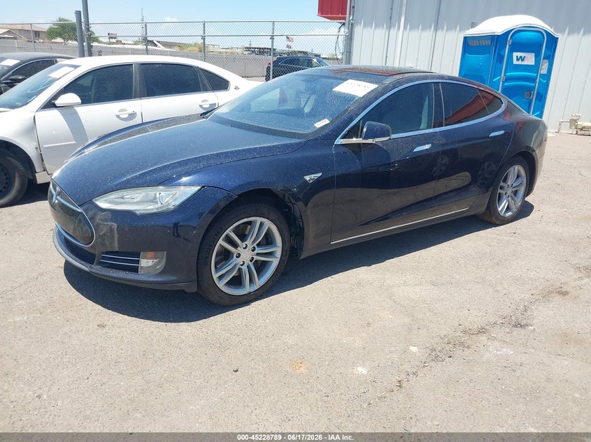 Vin: 5yjsa1dn3dfp20935, lot: 45726549, tesla model s 20132