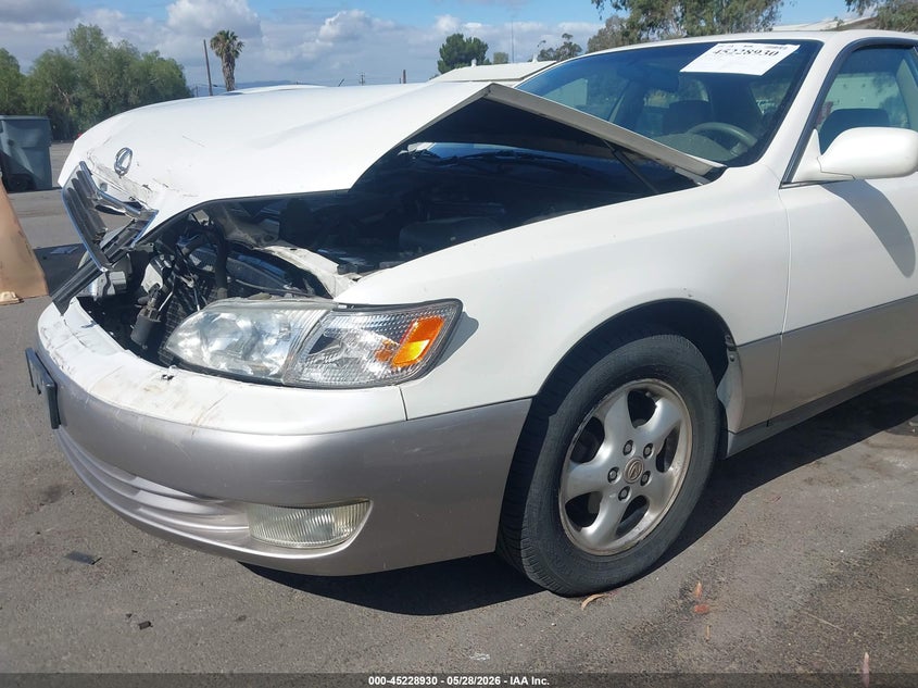1999 Lexus Es 300 VIN: JT8BF28G8X0198369 Lot: 45228930