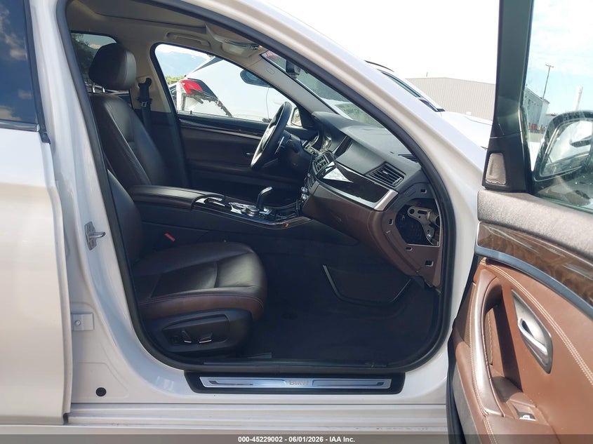 AtlanticExpress - BMW 5 Series