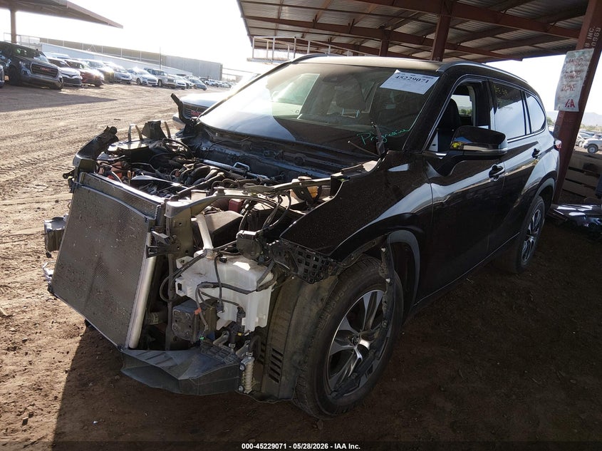 2022 Toyota Highlander Xle 5TDGZRAH8NS103412 photo 1