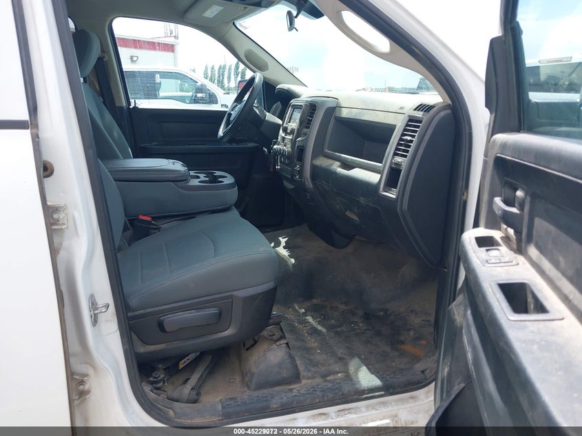 2018 RAM 1500 auction photo 5