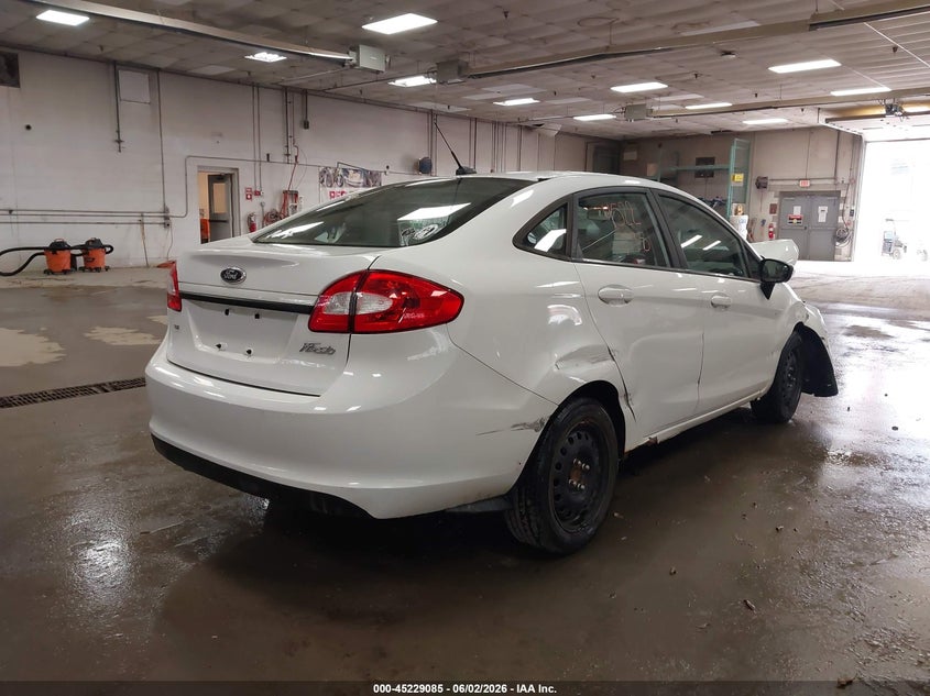 2013 FORD FIESTA — zdjęcie 4