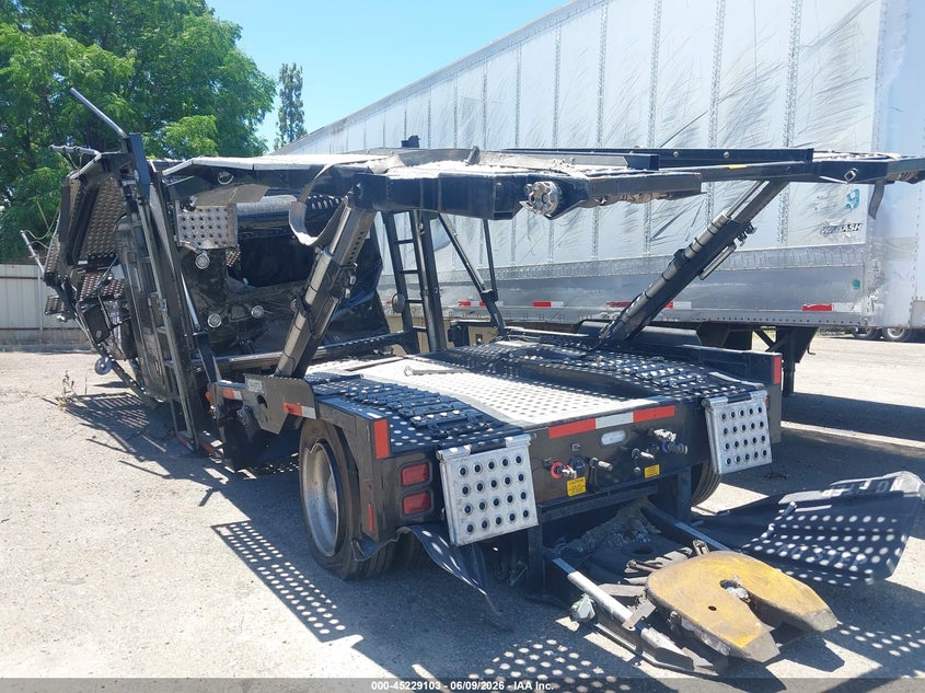 2024 OTHER PETERBILT 389 TRUCK N/A