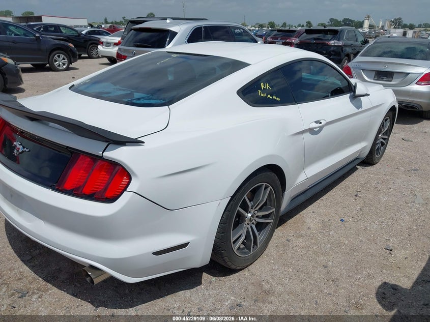 2016 FORD MUSTANG auction photo 4