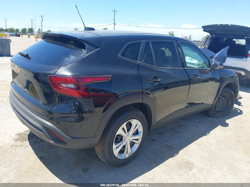 2026 CHEVROLET TRAX auction photo 4