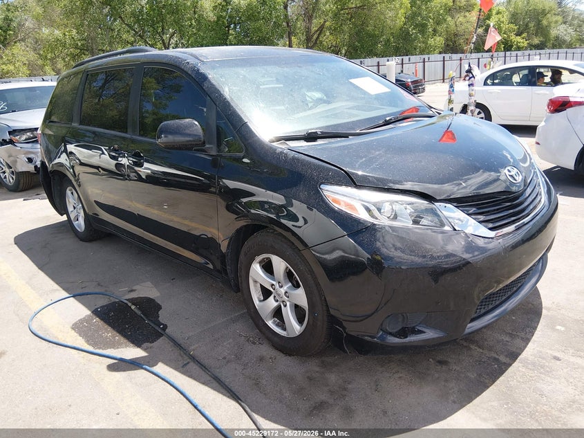 2015 Toyota Sienna