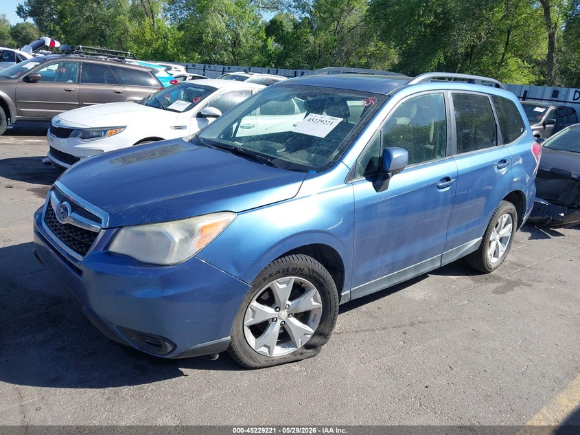 2015 SUBARU FORESTER auction photo 2