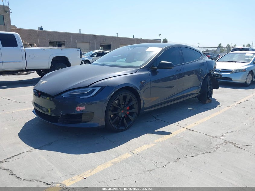 2018 TESLA MODEL S auction photo 2