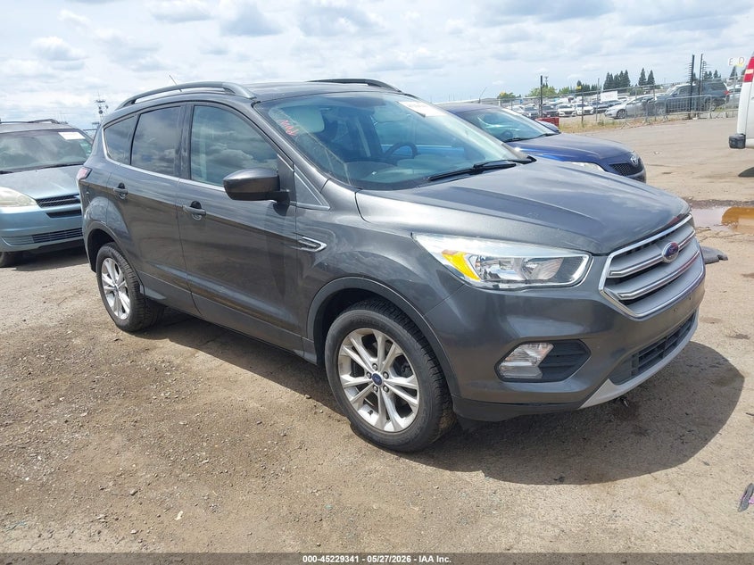 Vin: 1fmcu0gd5juc77033, lot: 45727102, ford escape se 2018 img_1