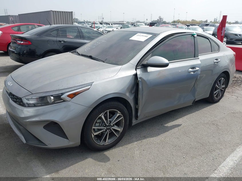 Vin: 3kpf24adxpe647200, lot: 45727147, kia forte lxs 20232