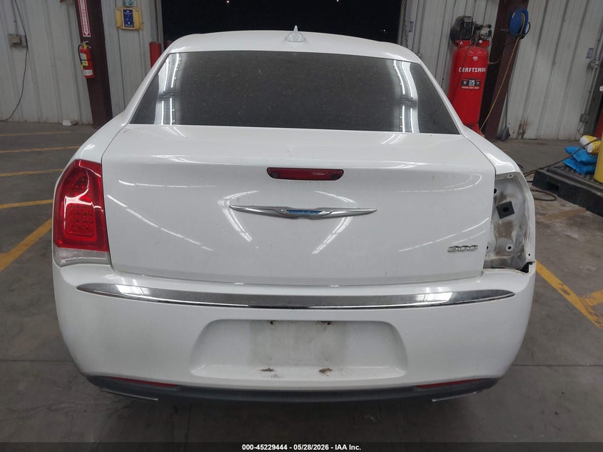 2017 Chrysler 300 Limited VIN: 2C3CCAAG3HH663791 Lot: 45229444