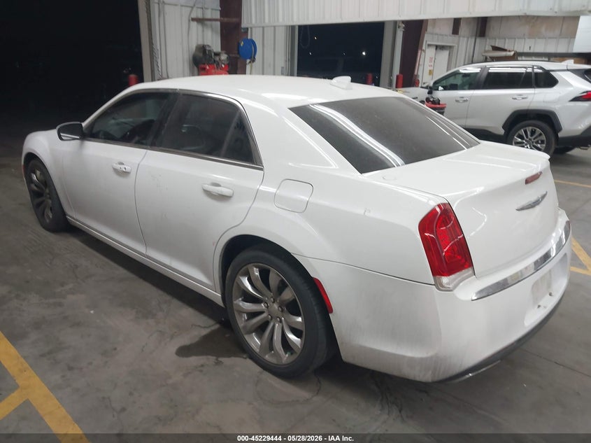 Vin: 2c3ccaag3hh663791, lot: 45727205, chrysler 300 limited 20173