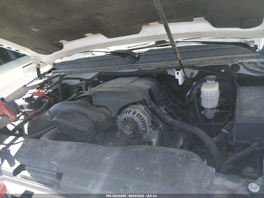 2013 GMC YUKON SPORT UTILITY VEHICLE 5.3L V-8 VVT, 320HP