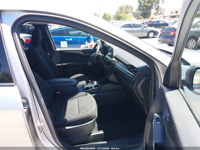 2023 FORD ESCAPE auction photo 5