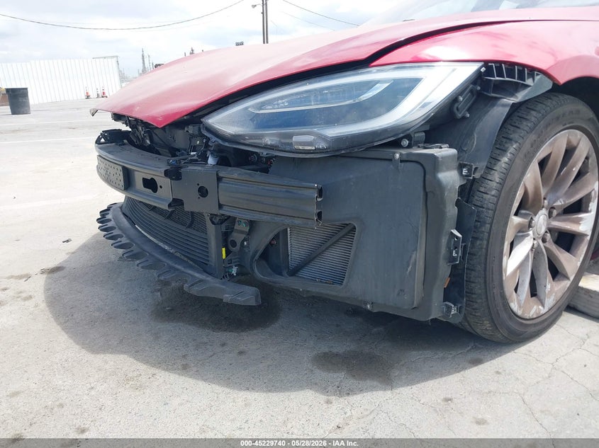 2016 Tesla Model S 60D/70D/75D/85D/90D VIN: 5YJSA1E29GF140372 Lot: 45229740
