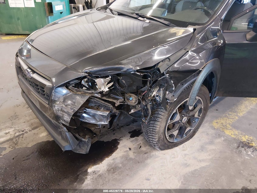 2018 SUBARU CROSSTREK auction photo 6