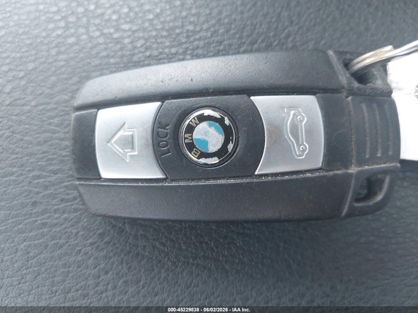 2013 BMW X1 xDrive28I VIN: WBAVL1C59DVR87682 Lot: 45229838