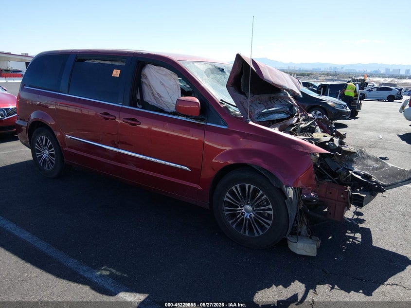 2014 Chrysler Town & Country S