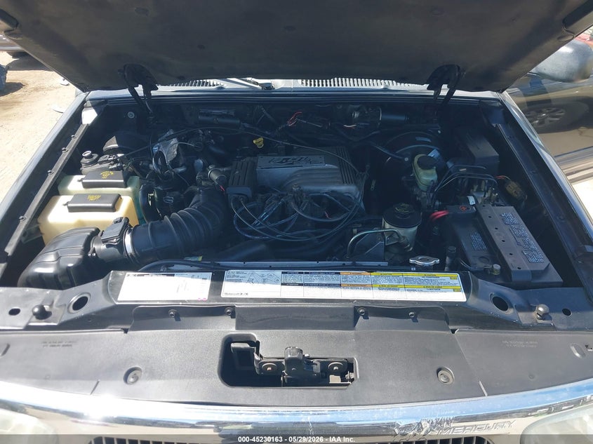 2000 Mercury Mountaineer VIN: 4M2DU86P4YUJ25638 Lot: 45230163
