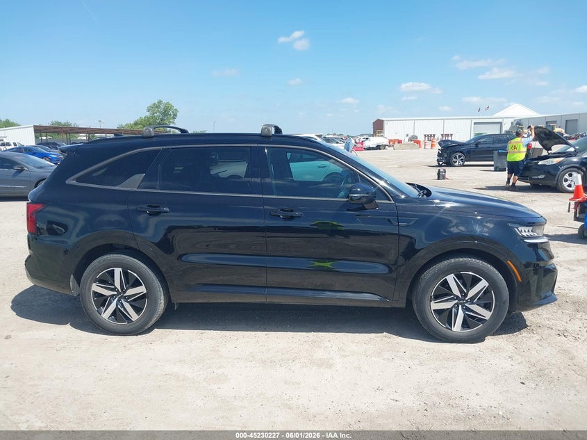 2022 KIA SORENTO S — Фото 13