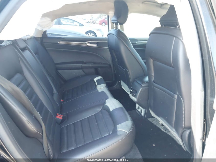 2017 Ford Fusion Energi Se Luxury VIN: 3FA6P0PU0HR157401 Lot: 45230228