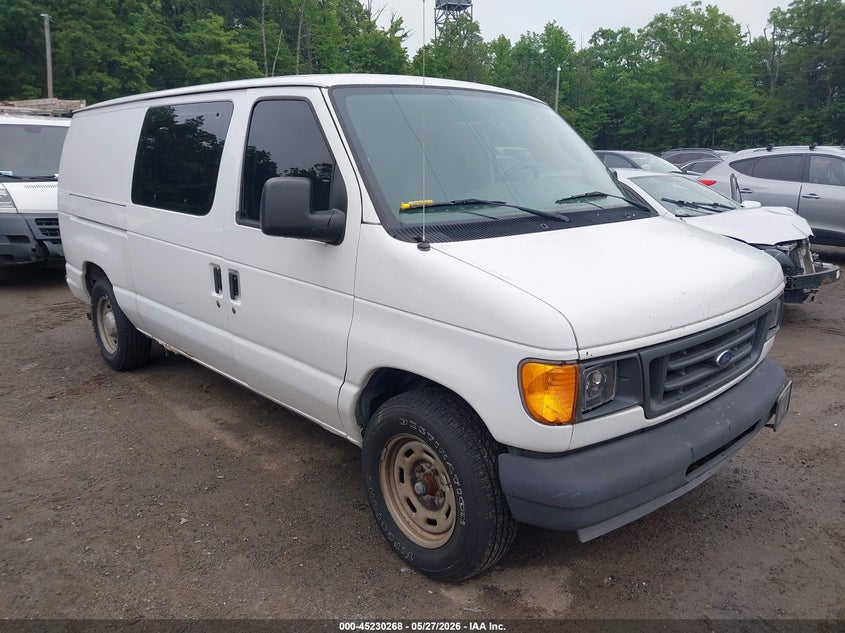 2004 FORD E-150 COMMERCIAL/RECREATIONAL