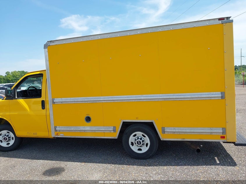 2011 GMC Savana Cutaway Work Van VIN: 1GDY72CAXB1900654 Lot: 45230360
