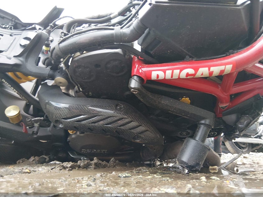 2014 Ducati Monster 1200/S VIN: ZDM1RBSV2EB001343 Lot: 45230370