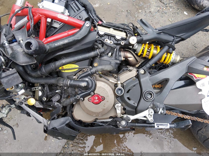 2014 Ducati Monster 1200/S VIN: ZDM1RBSV2EB001343 Lot: 45230370