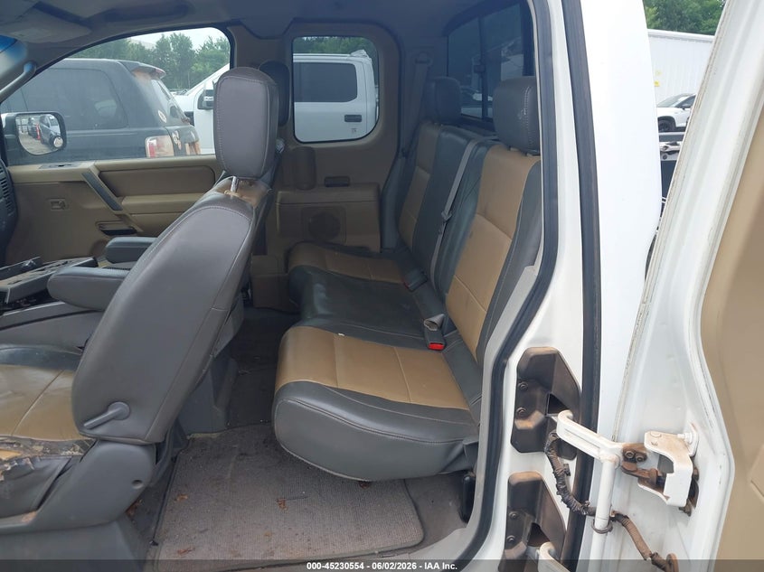2004 NISSAN TITAN auction photo 8