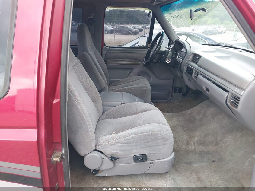 1995 FORD F150 auction photo 5