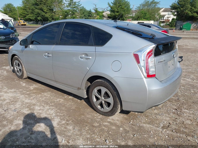 2013 TOYOTA PRIUS auction photo 3