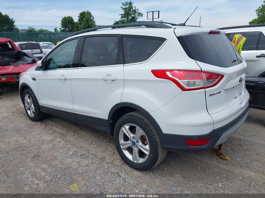 Vin: 1fmcu0gx9dua99240, lot: 45728811, ford escape se 20133
