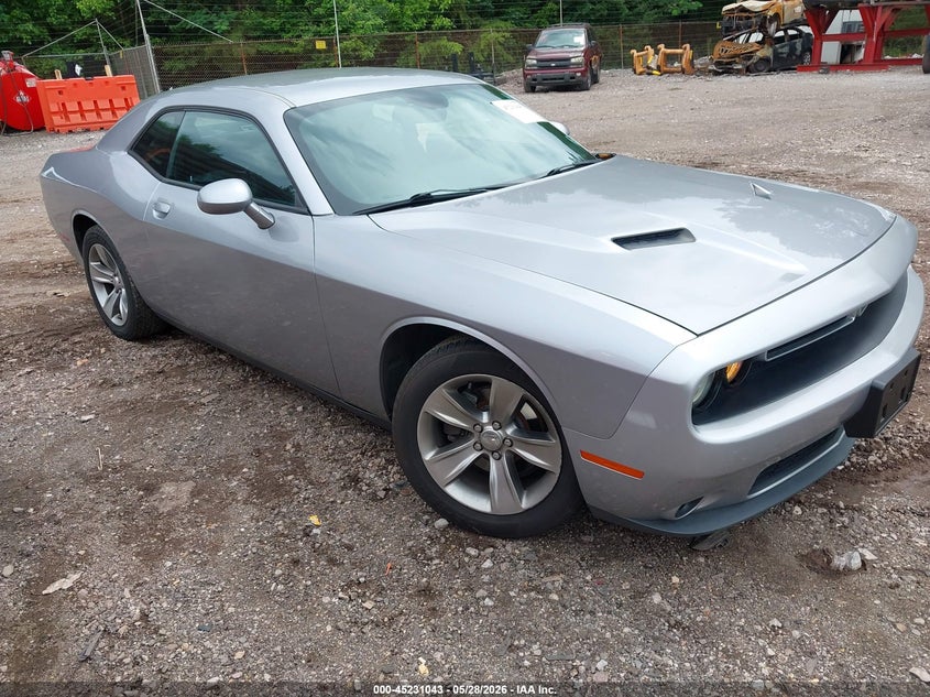 DODGE CHALLENGER - zdjęcie 1