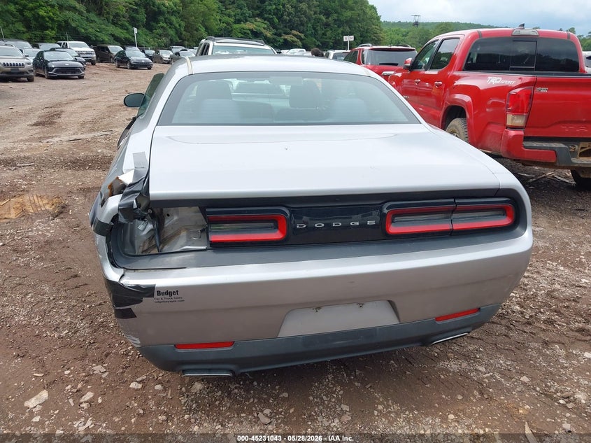 DODGE CHALLENGER - zdjęcie 16