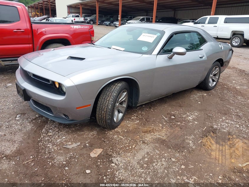 DODGE CHALLENGER - zdjęcie 2
