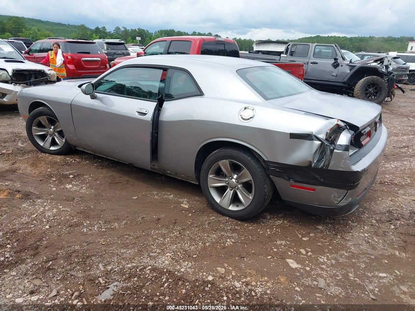 DODGE CHALLENGER - zdjęcie 3