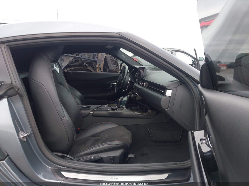 2022 TOYOTA GR SUPRA auction photo 5