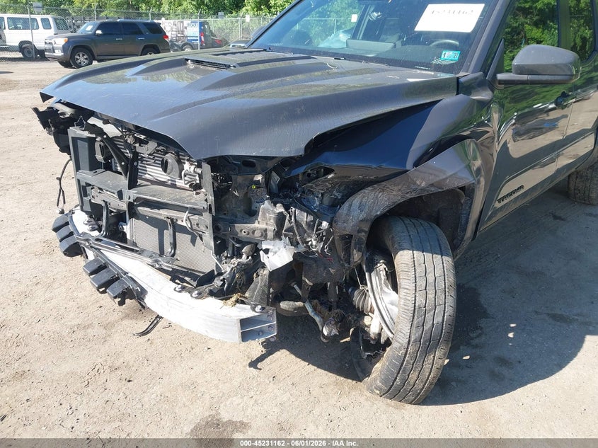 VIN 3TMLB5JN7RM072855 2024 TOYOTA TACOMA TRD SPORT
