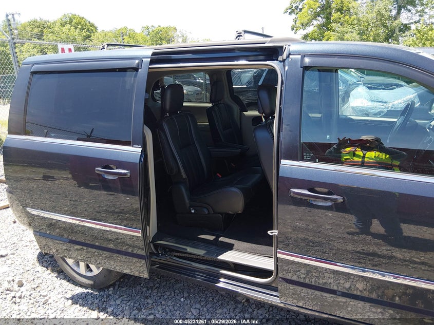 2014 Chrysler Town & Country Touring VIN: 2C4RC1BG8ER318797 Lot: 45231261