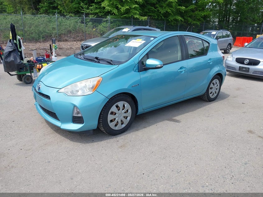 2013 Toyota Prius C Two JTDKDTB31D1051934 photo 1