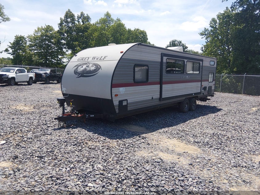 2018 FOREST RIVER CHEROKEE GREY WOLF 26DBH TRAVEL TRAILER auction photo 2