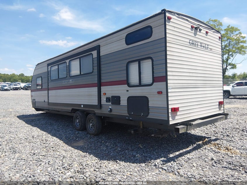 2018 FOREST RIVER CHEROKEE GREY WOLF 26DBH TRAVEL TRAILER auction photo 3