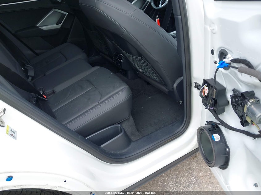 2021 Audi Q3 Premium Plus 40 Tfsi Quattro Tiptronic VIN: WA1BUCF39M1115576 Lot: 45231562