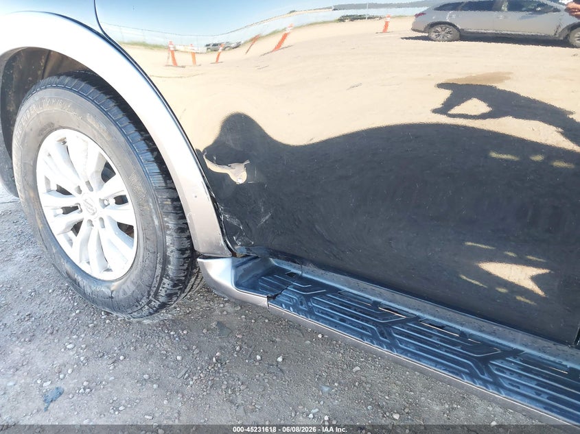2019 NISSAN ARMADA SV — Photo 6