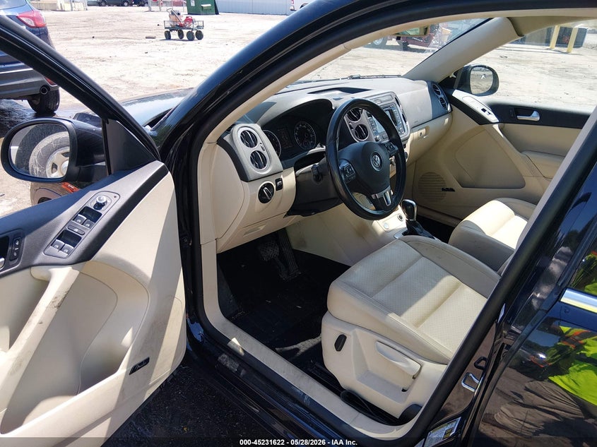 AtlanticExpress - Volkswagen Tiguan