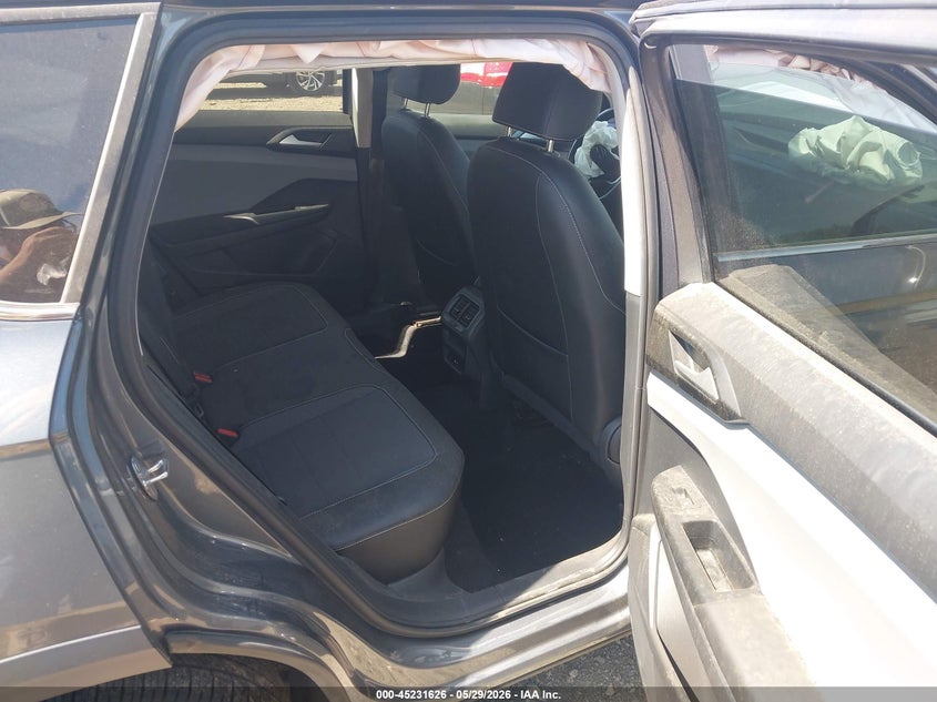 2022 Volkswagen Taos 1.5T Se VIN: 3VVYX7B23NM031576 Lot: 45231626