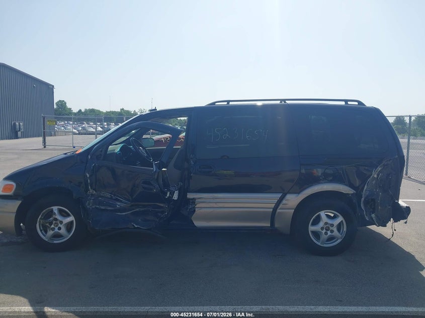 2004 Pontiac Montana M16 W/1Sa Pkg. VIN: 1GMDX03E34D165703 Lot: 45231654